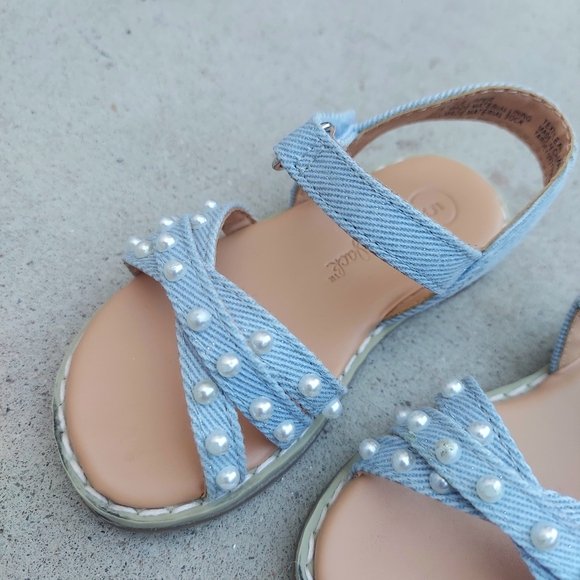 Cat and Jack Toddler Jen Pearl Strap Sandals - Picture 8 of 10